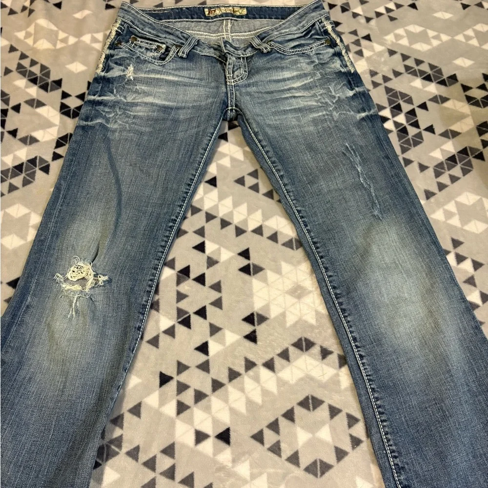 Stylish Women's Boot Cut Jeans in Classic Blue - Picture 1 of 5